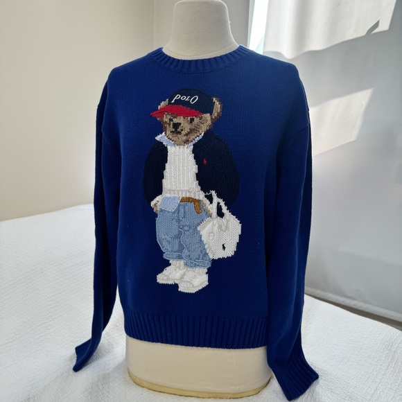 Polo by Ralph Lauren women’s Polo Bear Sweater, size M - Picture 9 of 10